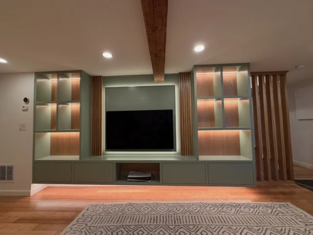 ✨ CUSTOM BUILT-IN ✨